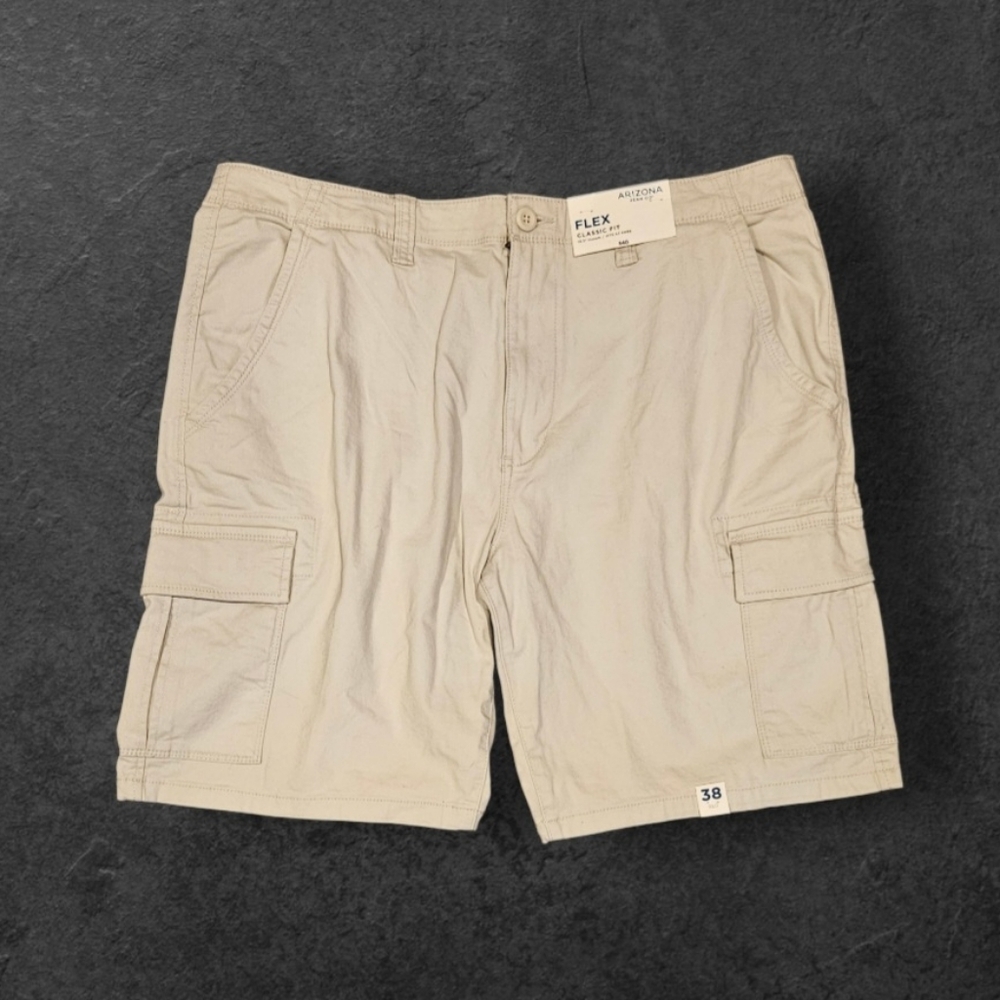 New w/Tag Men's Cargo Shorts by Arizona Jeans Co Size 38